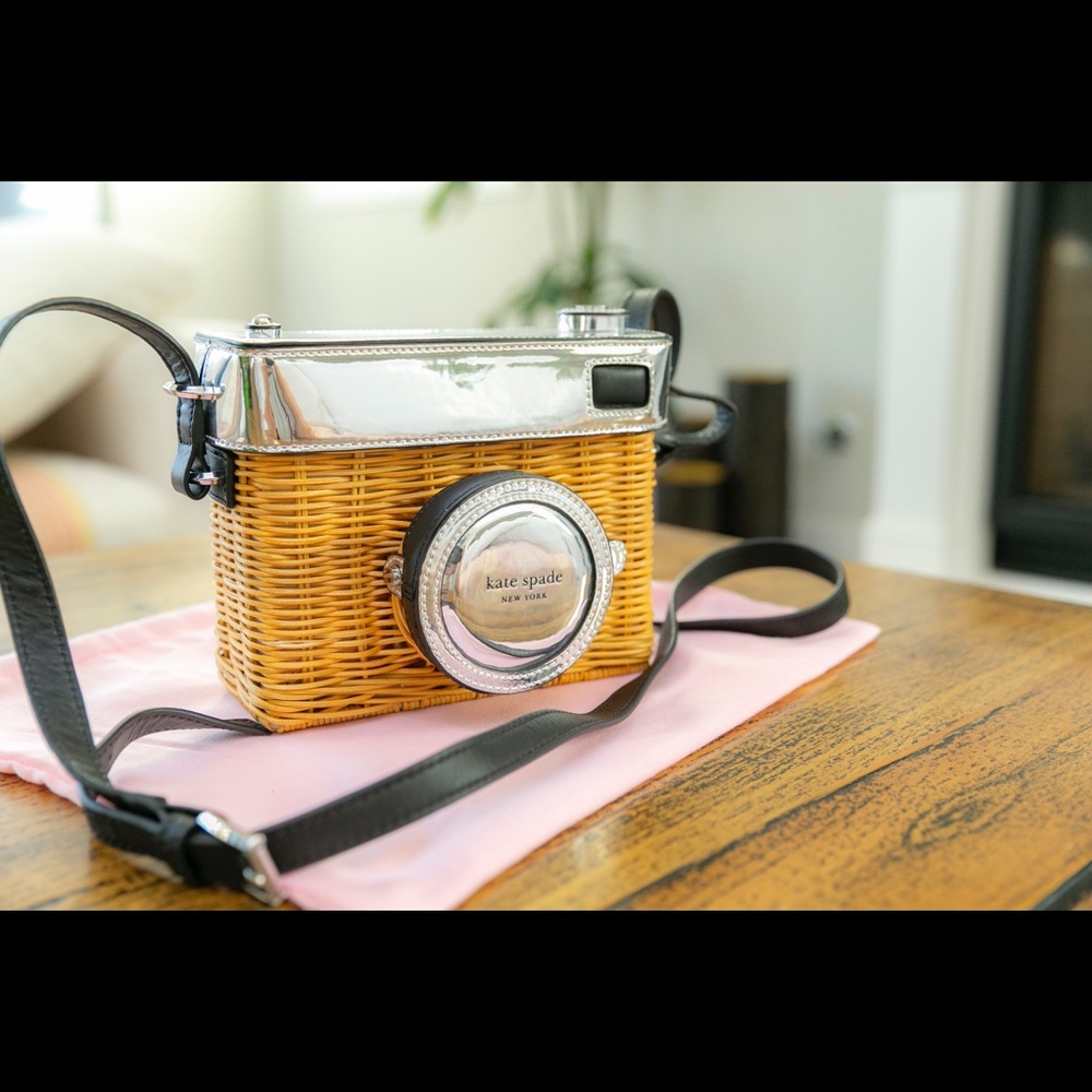 Kate Spade Rose 3D Camera Crossbody bag - Picture 2 of 7